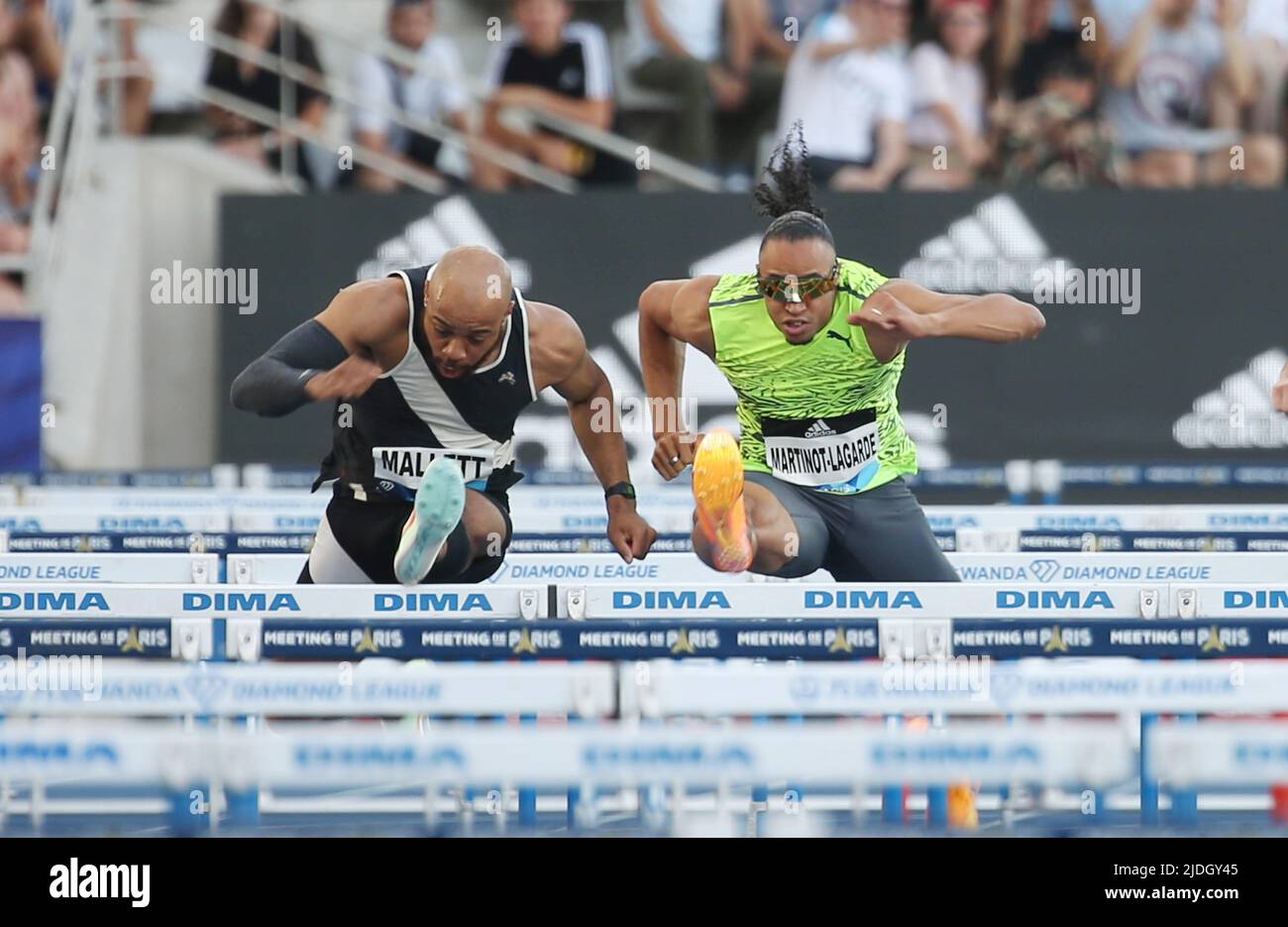 Aaron mallett hi-res stock photography and images - Alamy