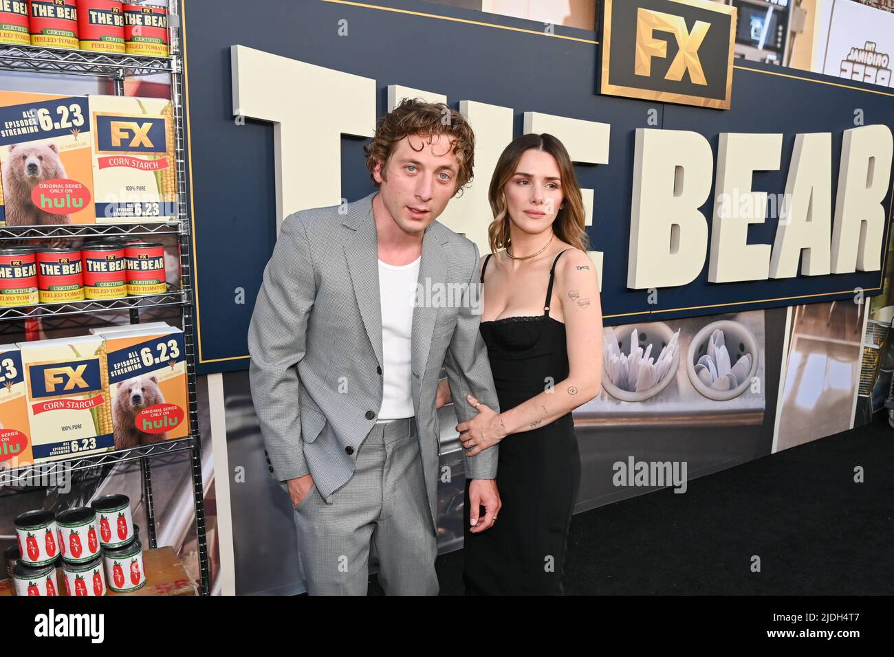 June 20, 2022, Hollywood, California, USA: Jeremy Allen White and Addison Timlin attends FX's ''The Bear'' Los Angeles Premiere. (Credit Image: © Billy Bennight/ZUMA Press Wire) Stock Photo