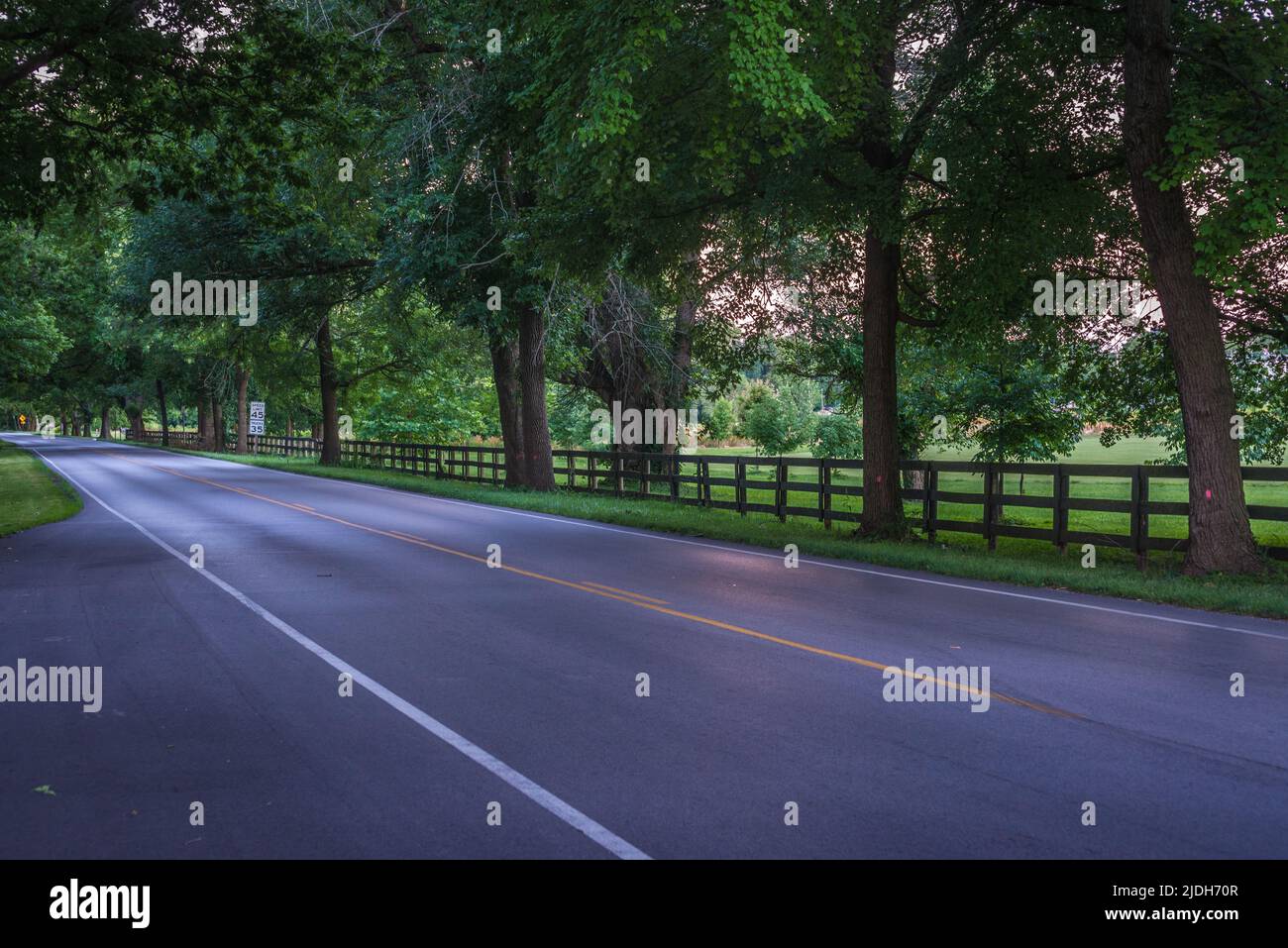 River Road Sunrise Louisville Kentucky Stock Photo Alamy