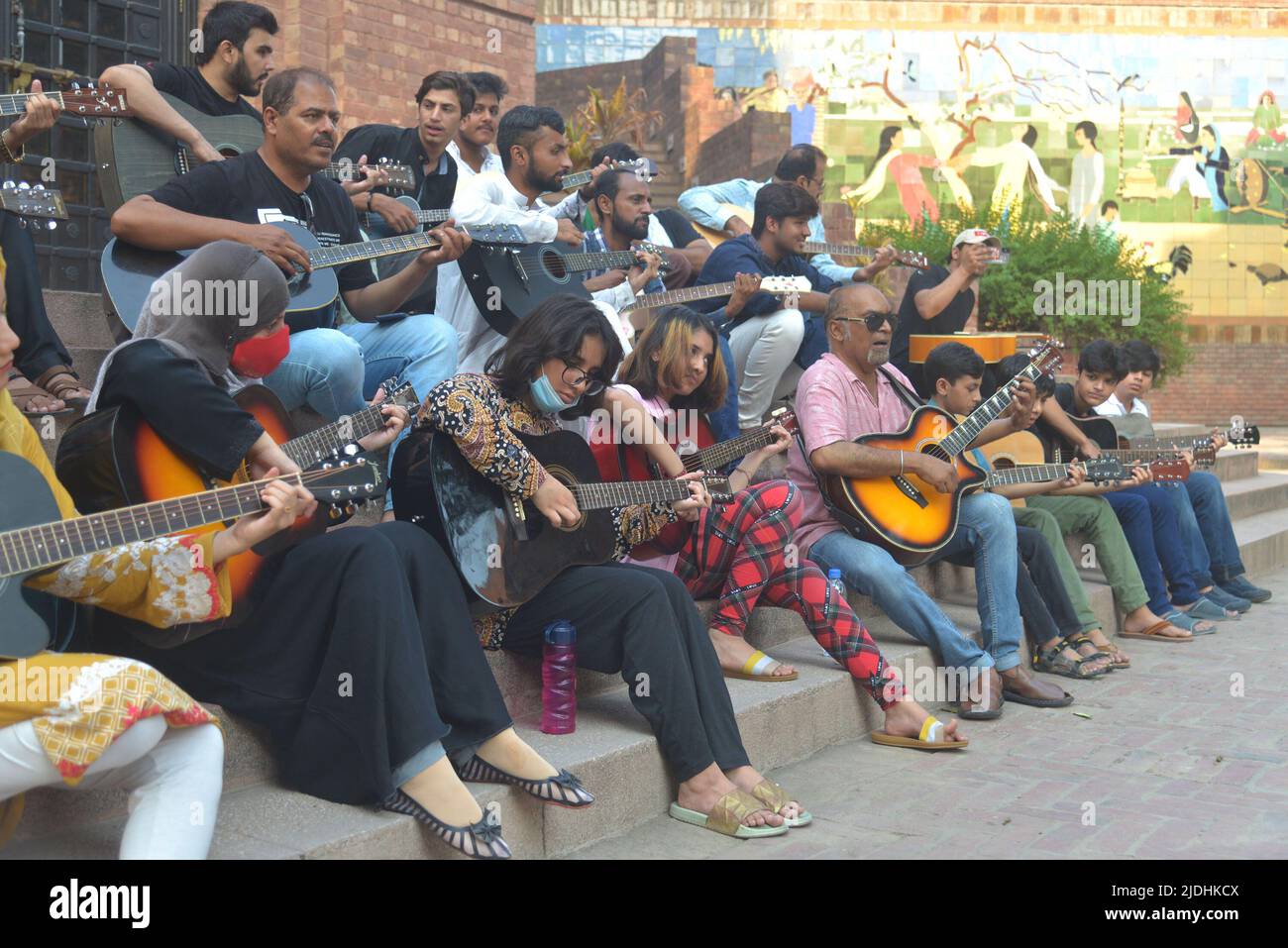 Lahore, Punjab, Pakistan. 20th June, 2022. Pakistani famous Civil award