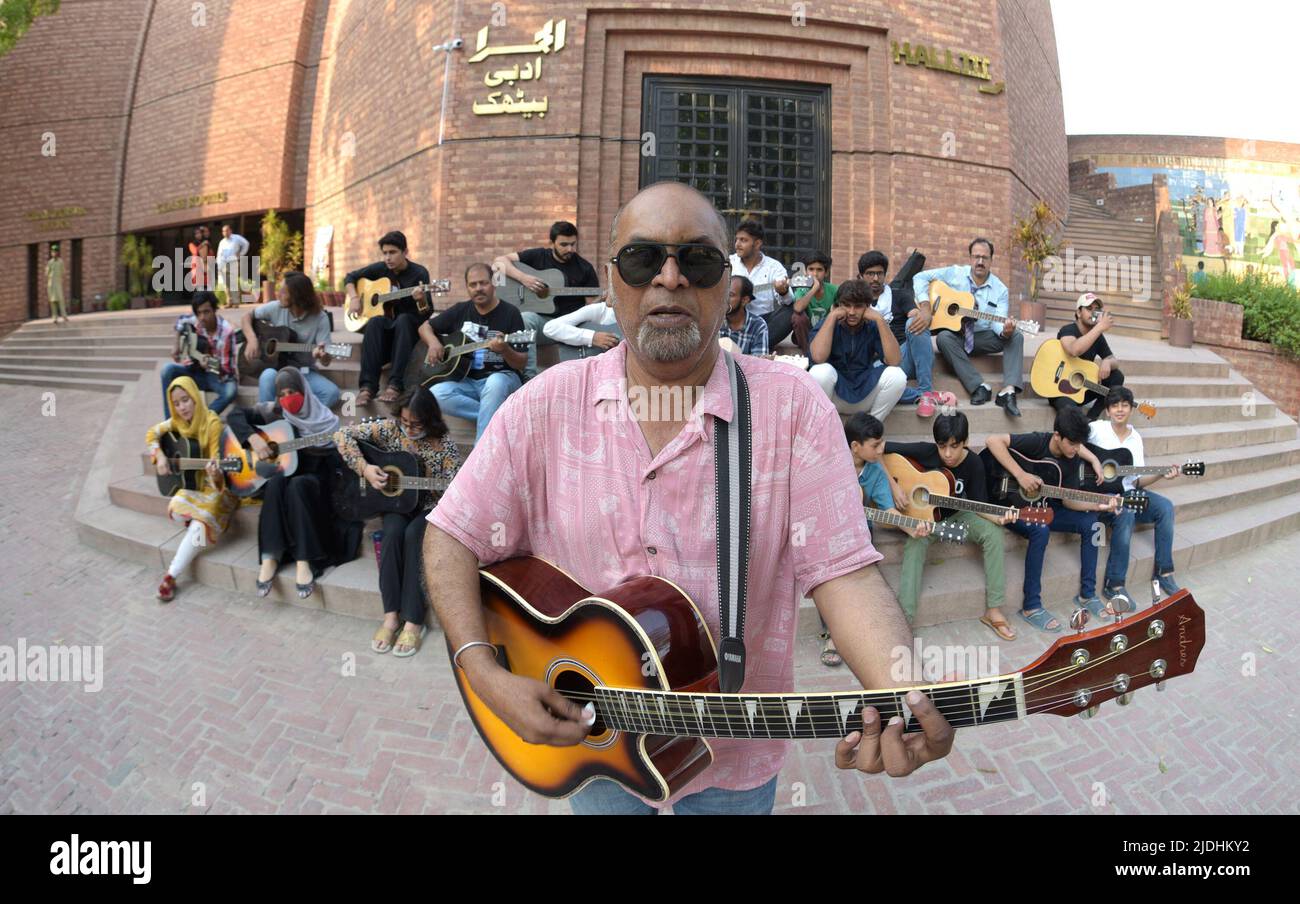 Lahore, Punjab, Pakistan. 20th June, 2022. Pakistani famous Civil award