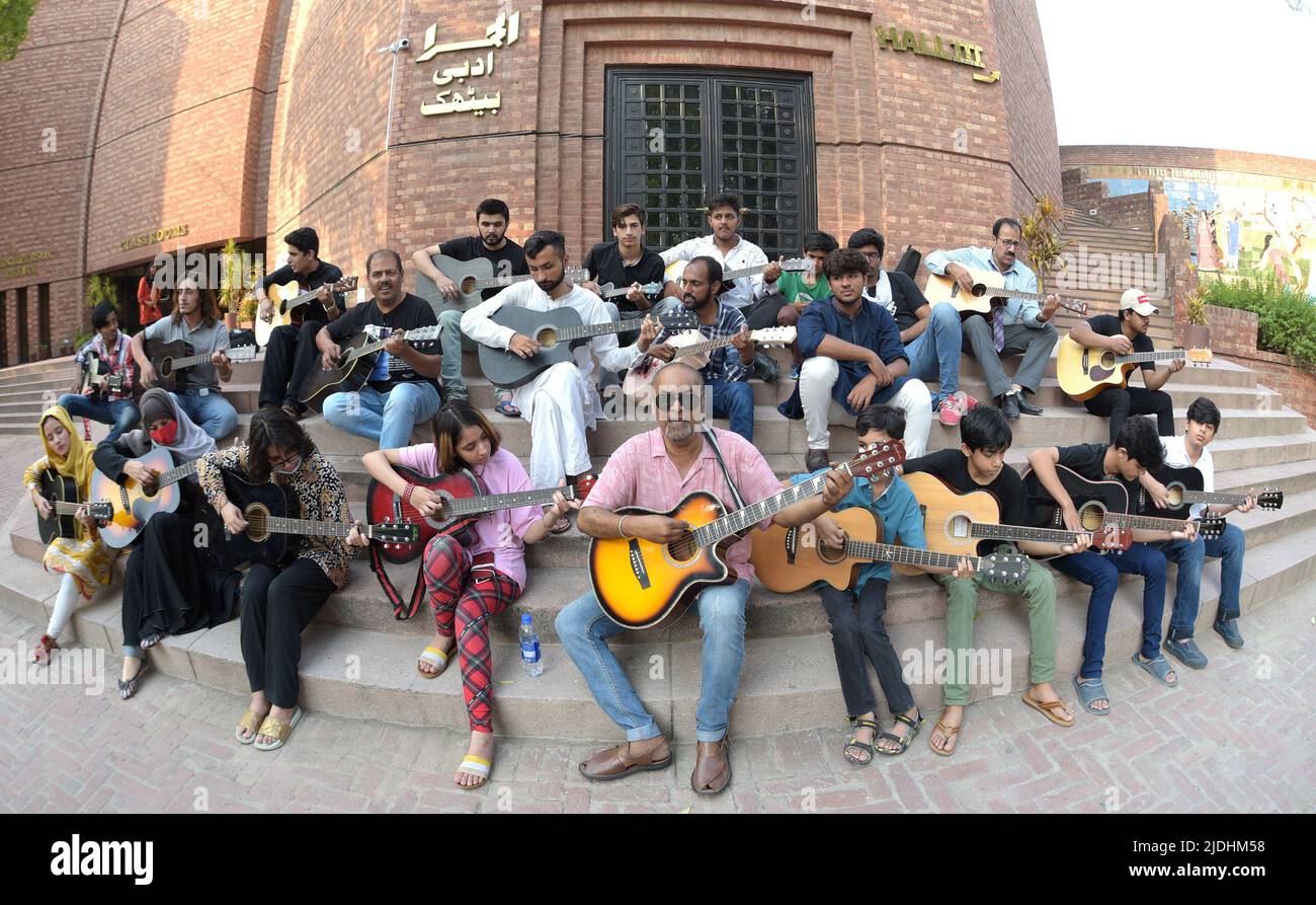 Lahore, Punjab, Pakistan. 20th June, 2022. Pakistani famous Civil award