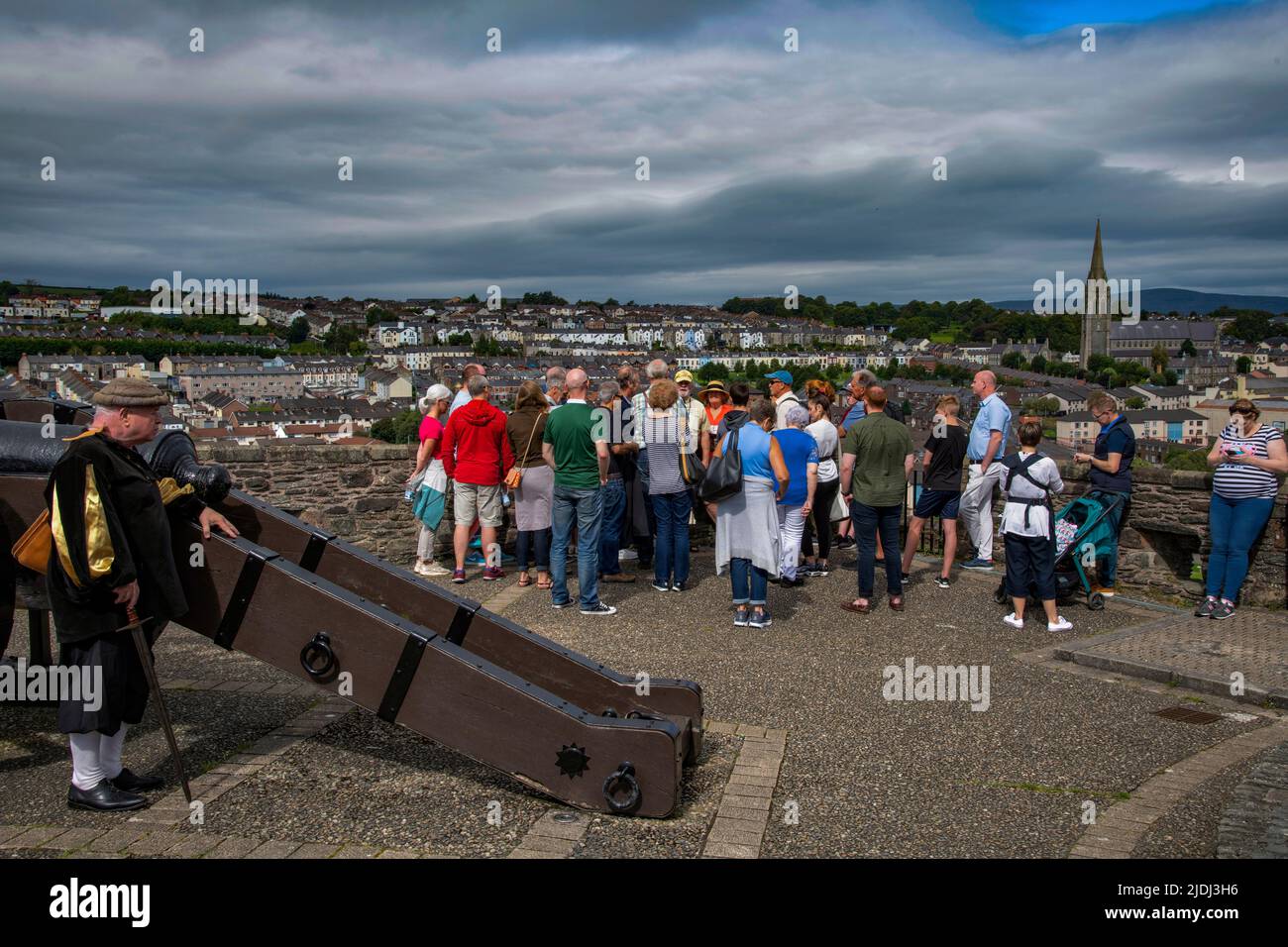 Tourists on Derry's Walls, Derry City, Northern Ireland Stock Photo