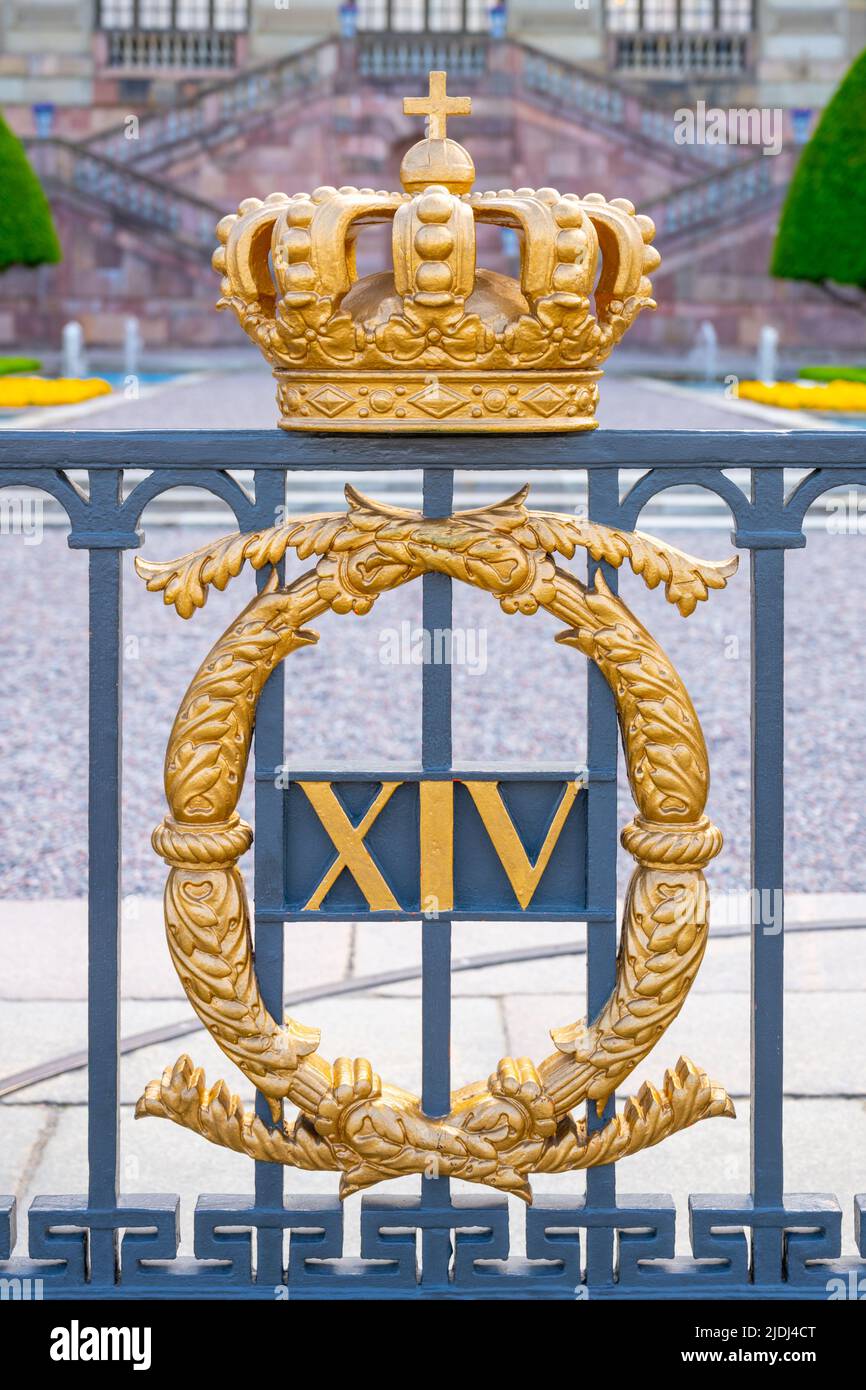 Crown of the palace hires stock photography and images Alamy