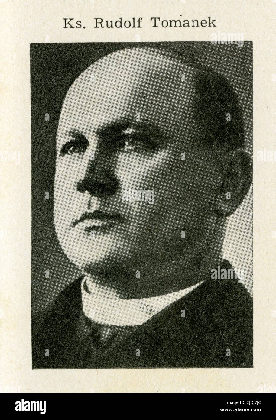 KSIADZ RUDOLF TOMANEK.1879-1941.Urodził się 1 lutego 1879 w Ropicy, gdzie jego ojciec Franciszek był młynarzem. Naukę gimnazjalną pobierał i ukończył Stock Photo