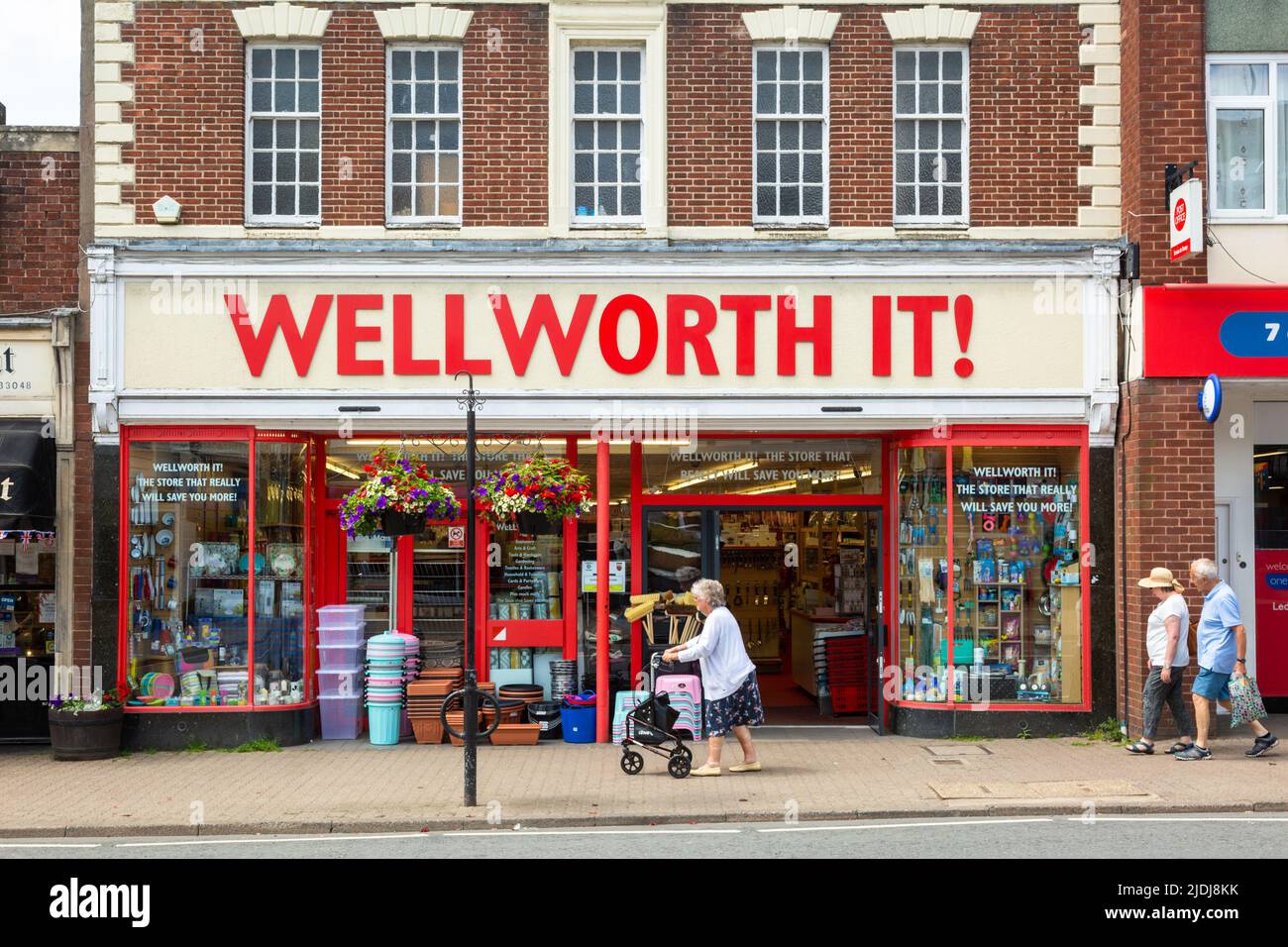 Wellworth IT! A shop in Ledbury, Herefordshire, UK, 2022, that mimics the now defunct Woolworths store. Stock Photo