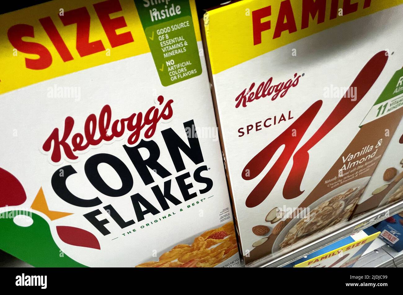 Kellogg's cold cereal products are pictured in a market after  Kellogg Company announced it would split into three independent companies, in the latest U.S. corporate overhaul aimed at simplifying its structure and sharpening its focus on the snack business, in New York, U.S., June 21, 2022. REUTERS/Mike Segar Stock Photo