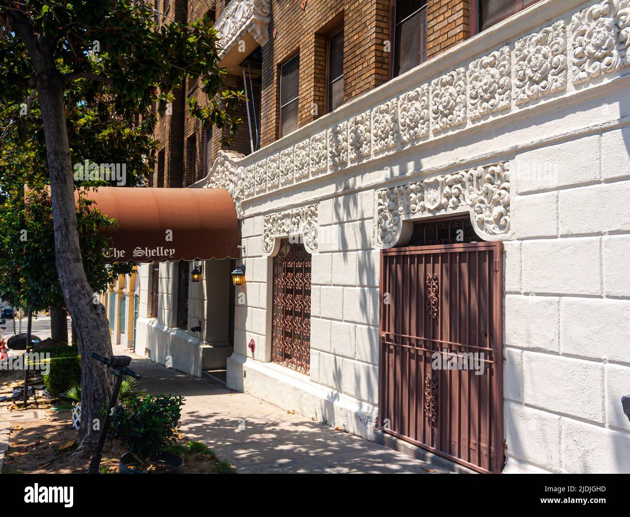 The Shelley, the apartment complex where Seinfeld took place Stock