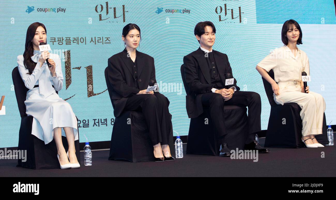 Seoul, South Korea. 21st June, 2022. (L to R) Actors Bae Su-ji, Jung Eun-chae, Kim Jun-han and Park Ye-young, pose for photos during a press conference to promote the Coupangplay Series film 'Anna' in Seoul, South Korea on June 21, 2022. The movie is to be released in South Korea on June 24. (Photo by Lee Young-ho/Sipa USA) Credit: Sipa USA/Alamy Live News Stock Photo