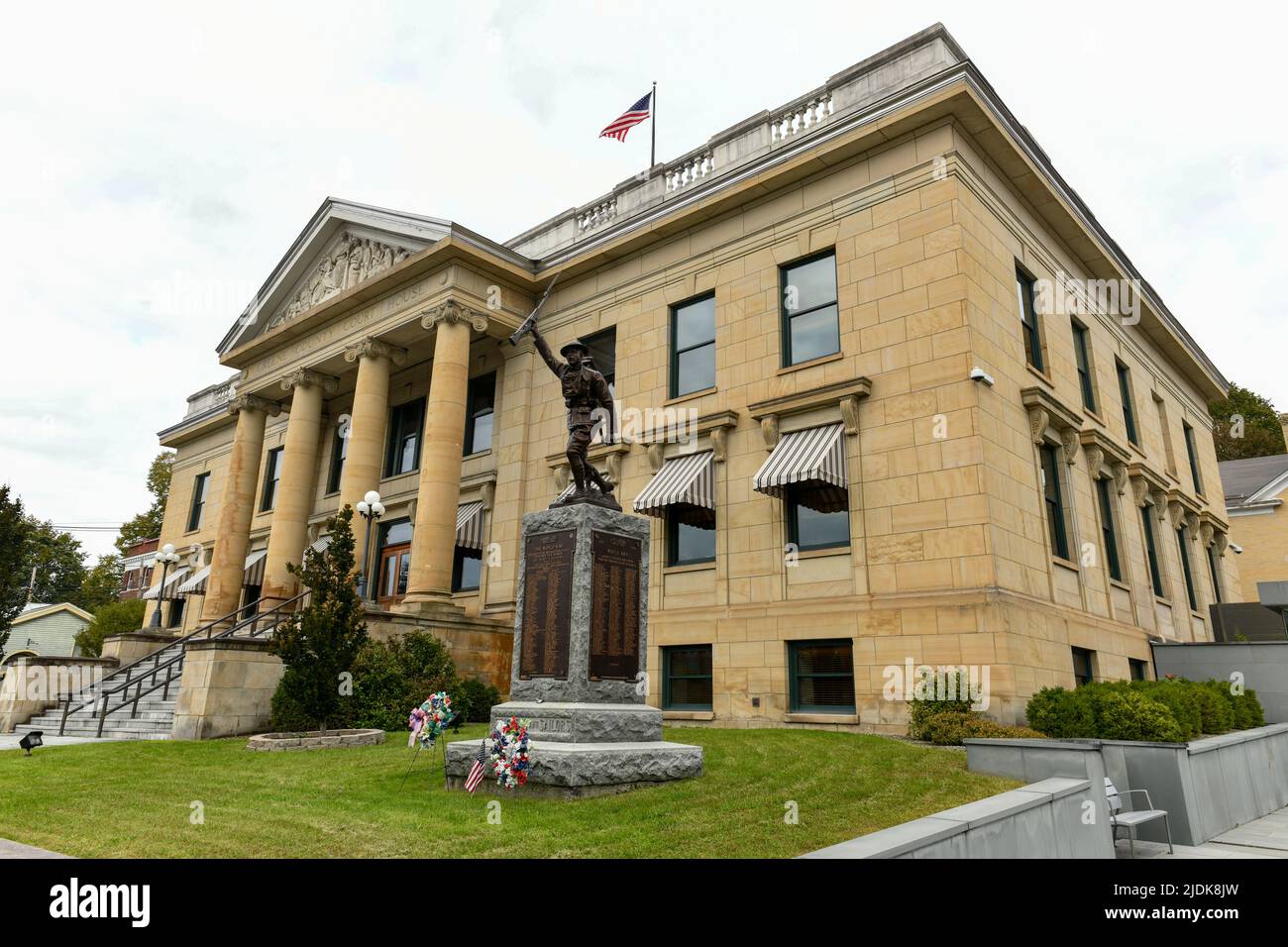Catskill, New York - Oct 9 2021: The Greene County Court House in Catskill, NY on a cloudy day. Stock Photo