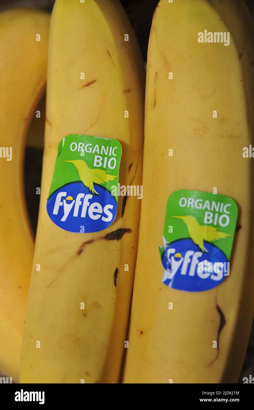 Oiganic banana hires stock photography and images Alamy