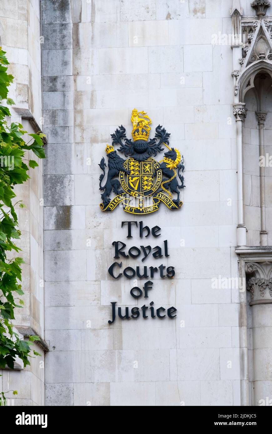 London, United Kingdom. 11th June 2022.  View of the Coat of Arms for The Royal Courts of Justice in Strand, London. Stock Photo