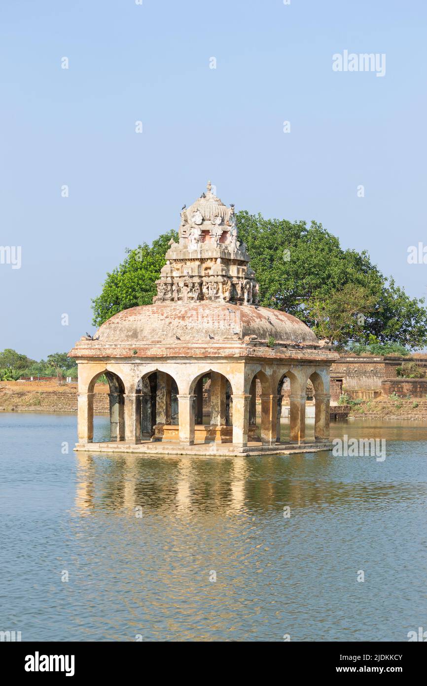 View of Nirazhi Mandapam in the lake Perumal Kovil, Udayarpalayam, Ariyalur, Tamilnadu, India. Stock Photo