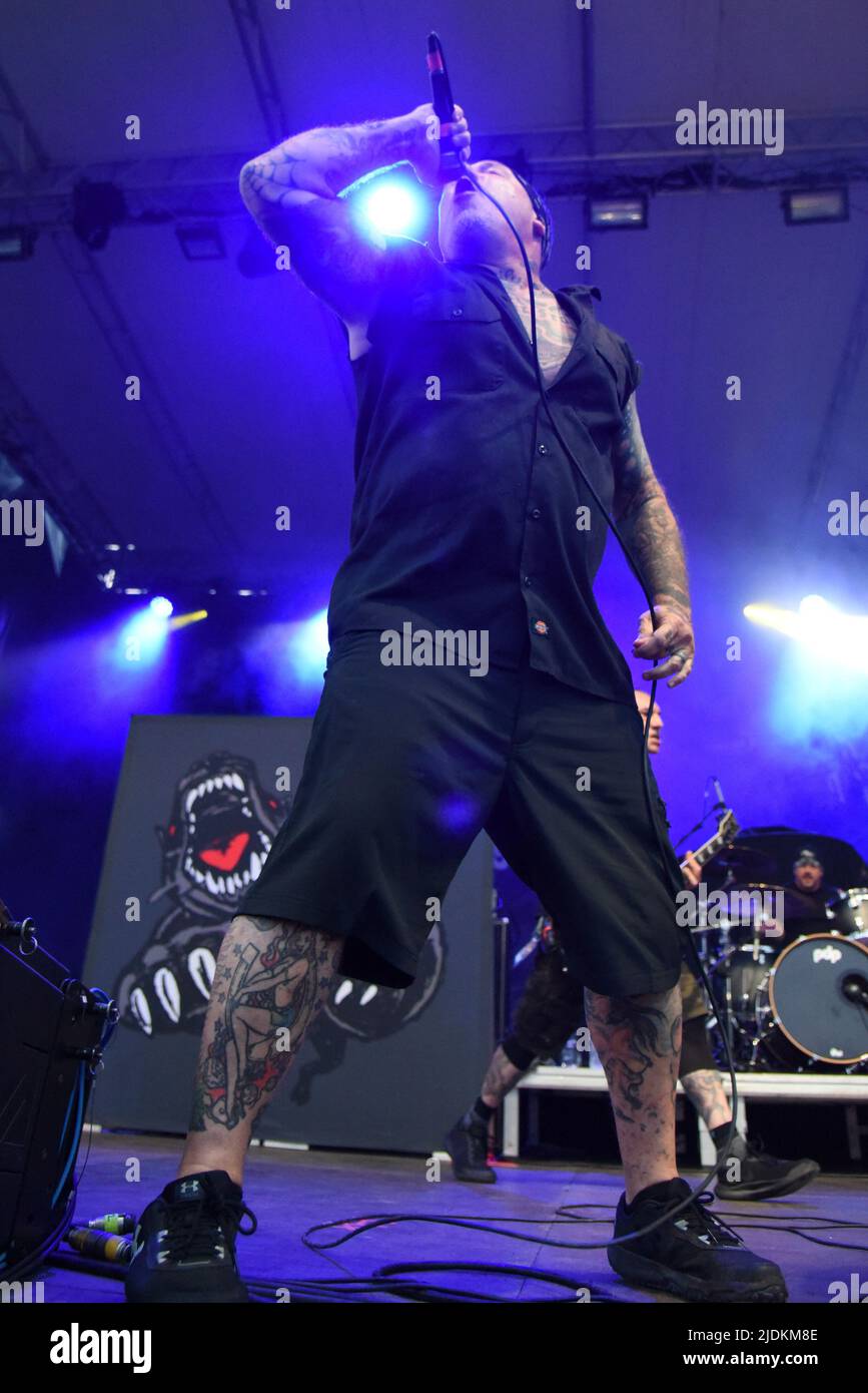 Padova, Italy. 21st June, 2022. Agnostic Front - Roger Miret during The Rumjacks and Agnostic Front Opening Bad Religion, Music Concert in Padova, Italy, June 21 2022 Credit: Independent Photo Agency/Alamy Live News Stock Photo