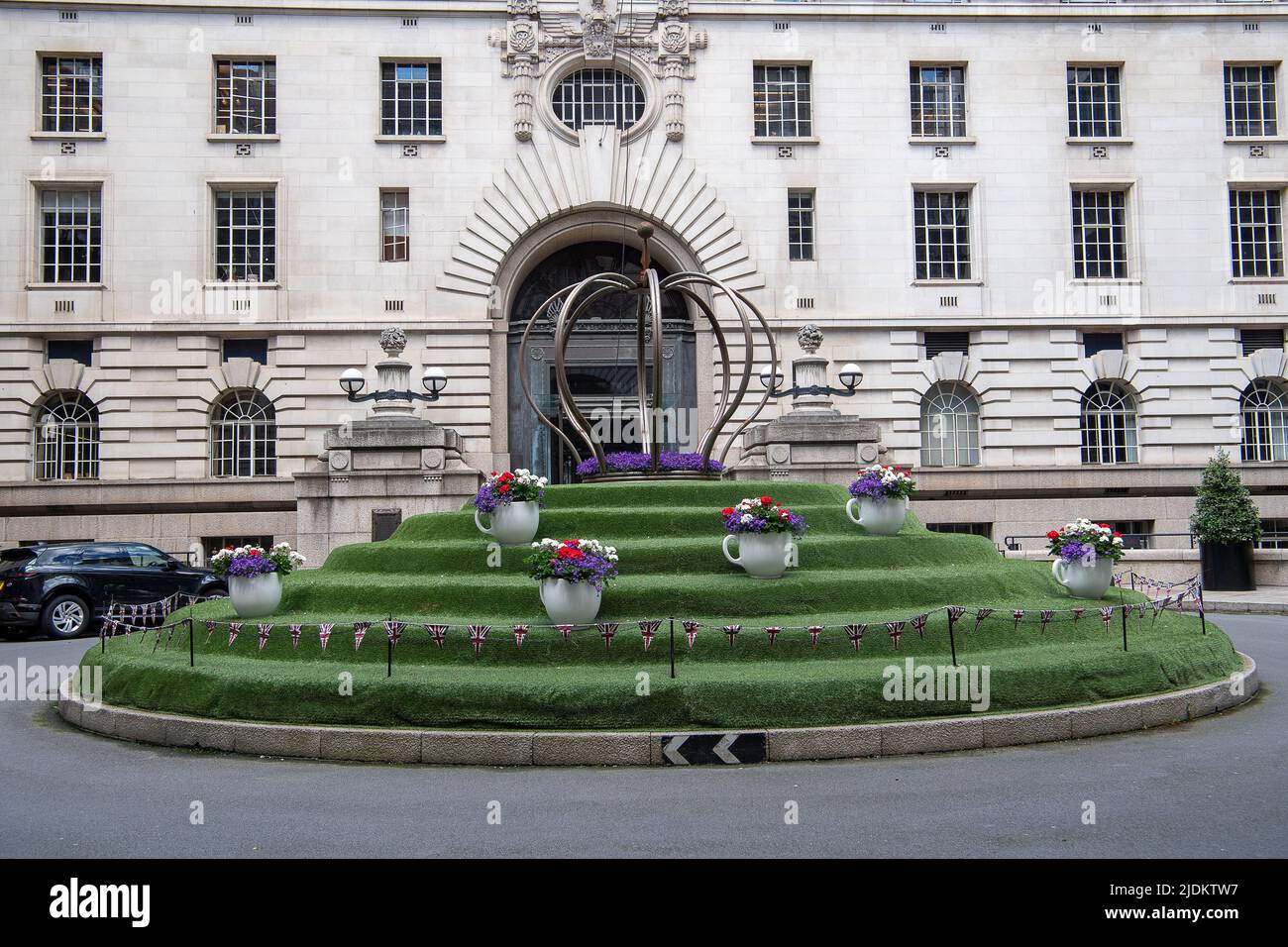 Westminster, London, UK. 8th June, 2022. A Platinum Jubilee display outside County Hall. Credit: Maureen McLean/Alamy Stock Photo