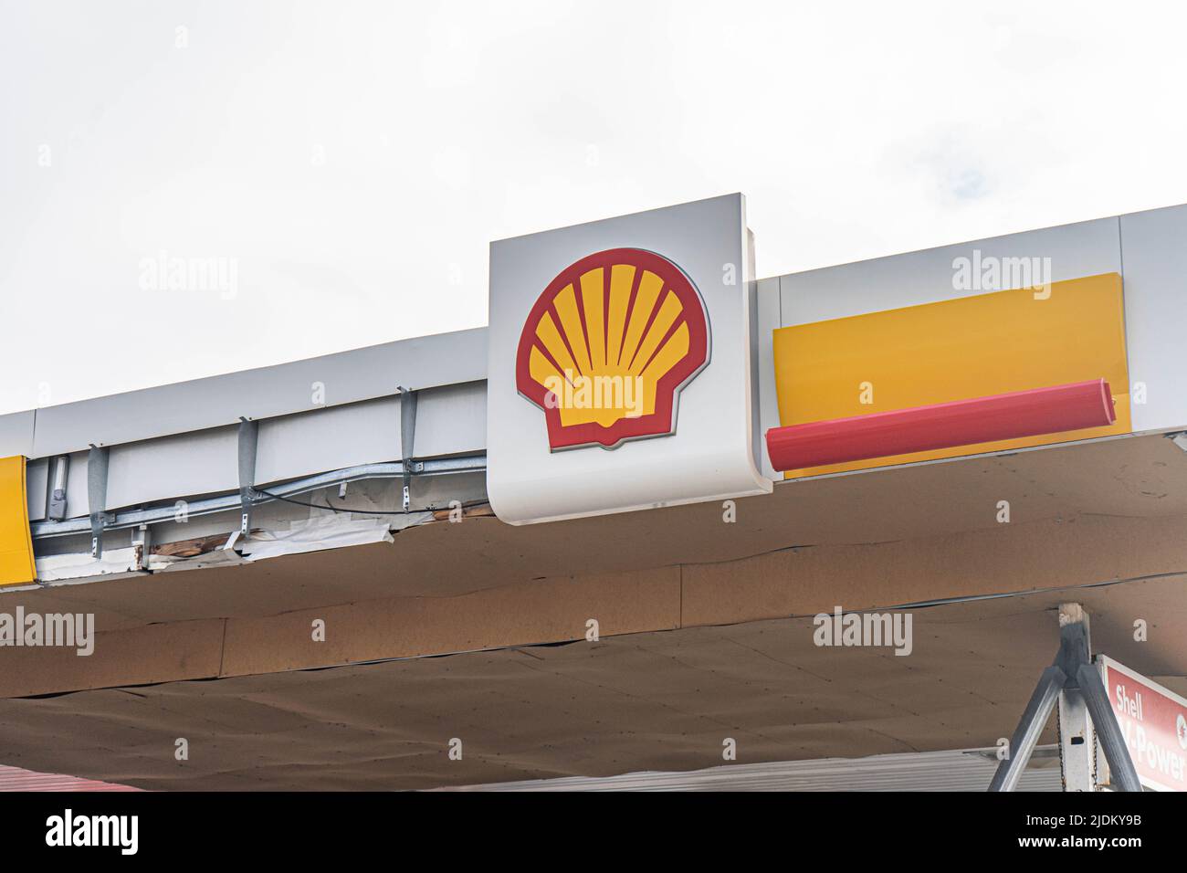 22 June 2022 Shell service station, Adelaide, Australia Stock Photo