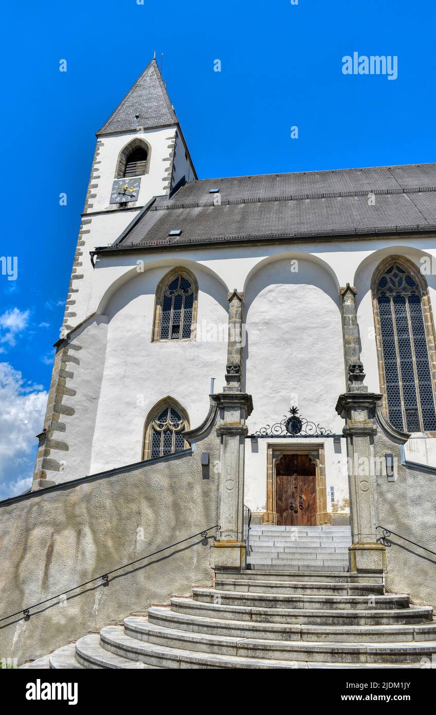 Kefermarkt, Kirche, Wallfahrtskirche, Gotik, gotisch, Joch, Schiff, Langhaus, Turm, Kirchturm, Fenster, Kirchenfenster, Hallenkirche, Architektur, Det Stock Photo