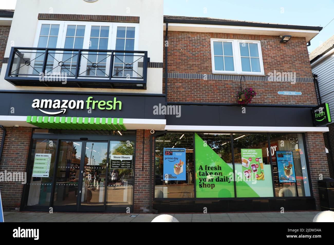 EDITORIAL USE ONLY General views at the opening of the new Amazon Fresh store in Sevenoaks, the first UK store to offer 'Just Walk Out' shopping outside of London. Picture date: Wednesday June 22, 2022. Stock Photo