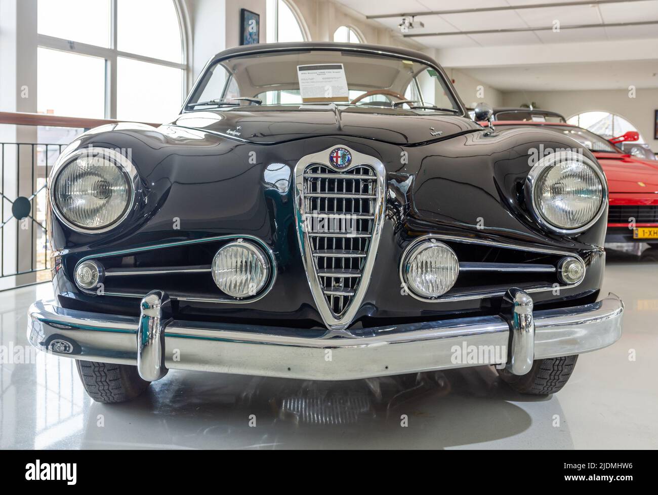 16,998 Alfa Romeo Images, Stock Photos, 3D objects, & Vectors