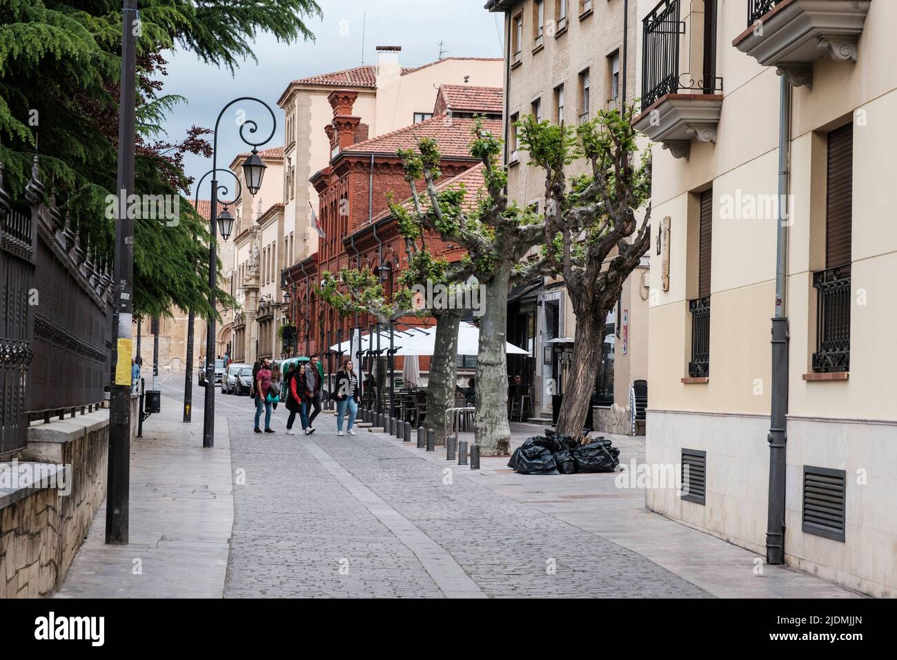 Spain, Leon. Street Scene, Calle Cid. Stock Photo