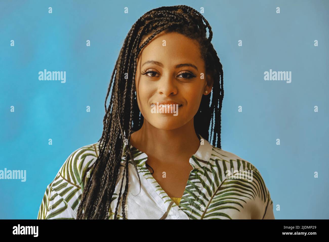 closeup portrait of smiling young beautiful african american woman ...
