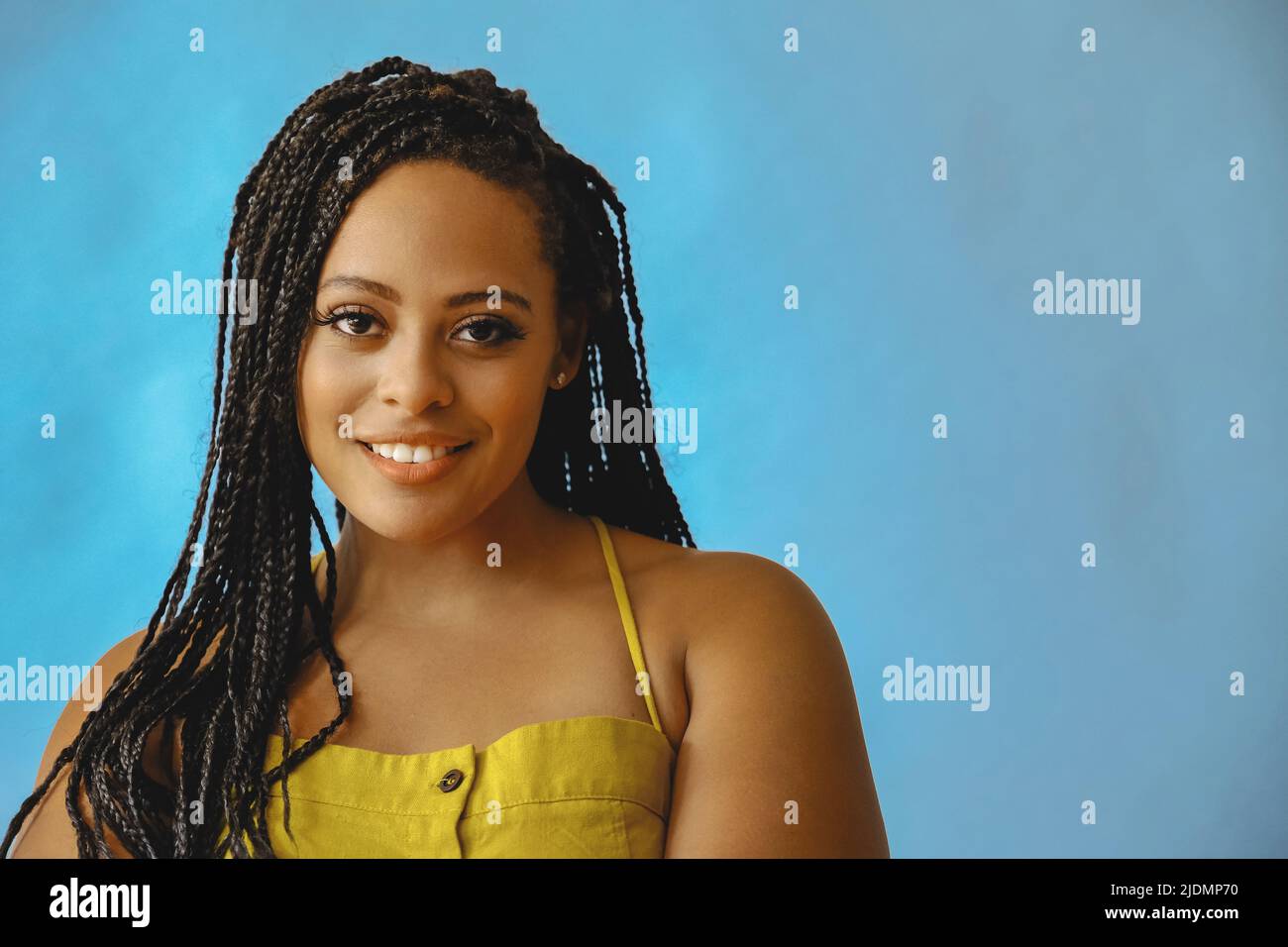 closeup portrait of smiling young beautiful african american woman ...