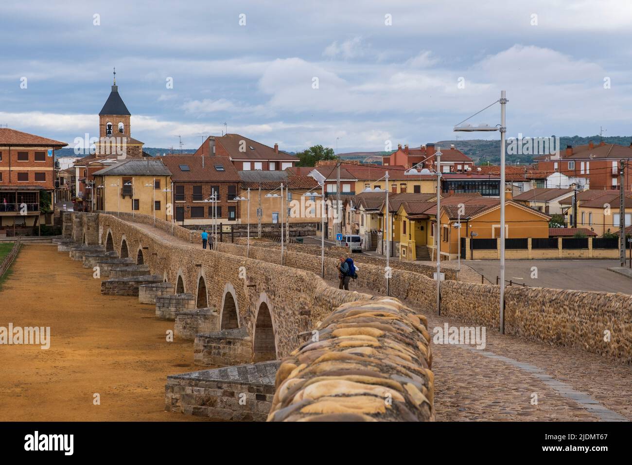 Spain, Castilla y Leon. Puente del Paso Honroso, 13th Century, leading to Hospital de Orbigo. Stock Photo