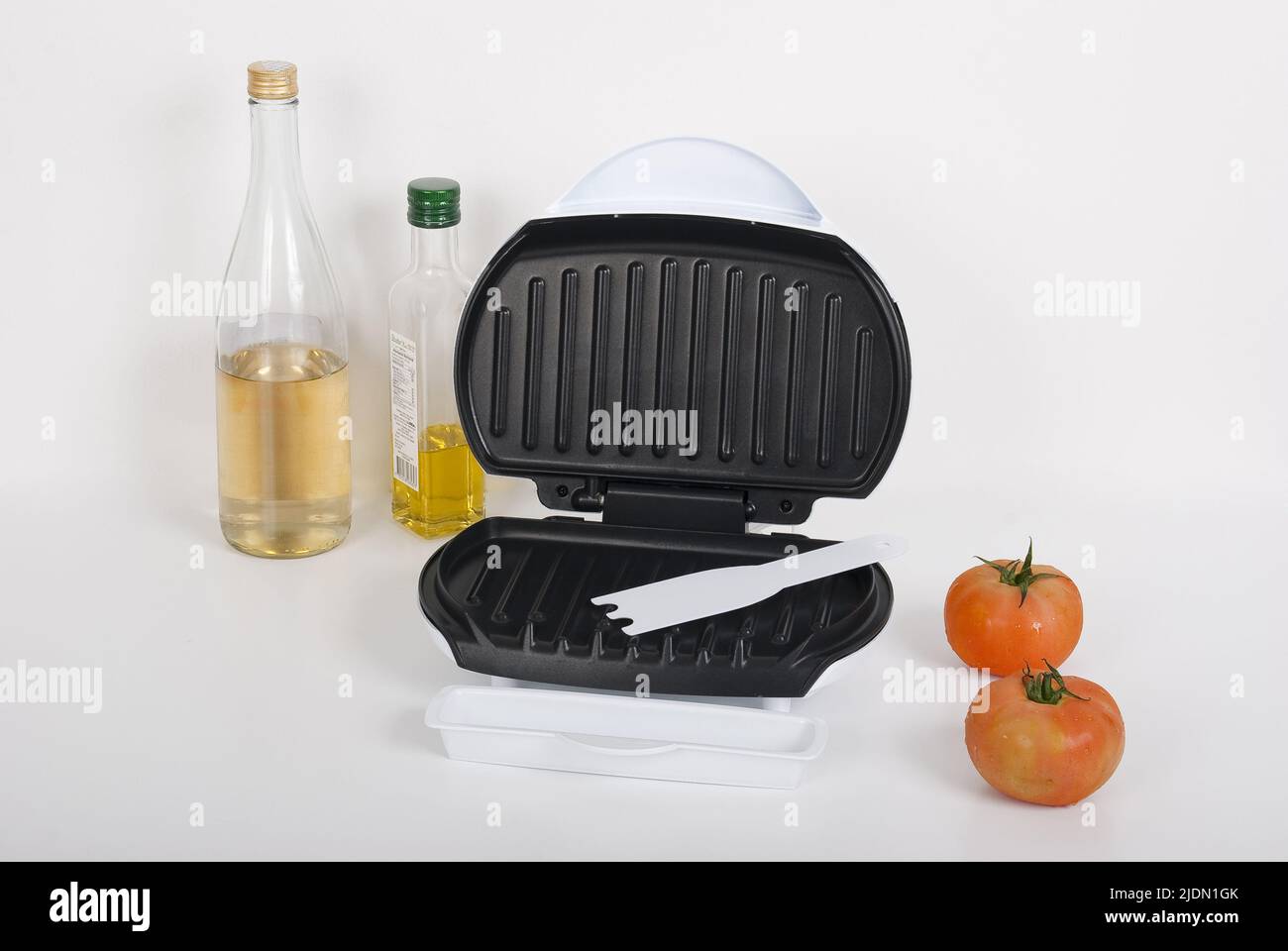 Household kitchen utensils; Machine to make panini Stock Photo Alamy