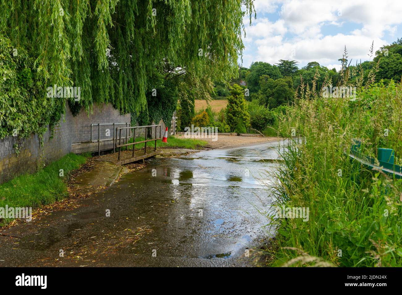 The Mill Lane Ford crossing the River Misbourne at Chalfont St Giles, Buckinghamshire, England Stock Photo