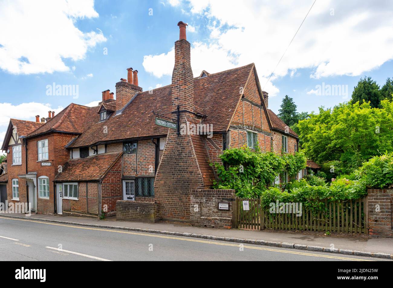 John Milton's House, Chalfont St Giles, Buckinghamshire, England Stock Photo Alamy