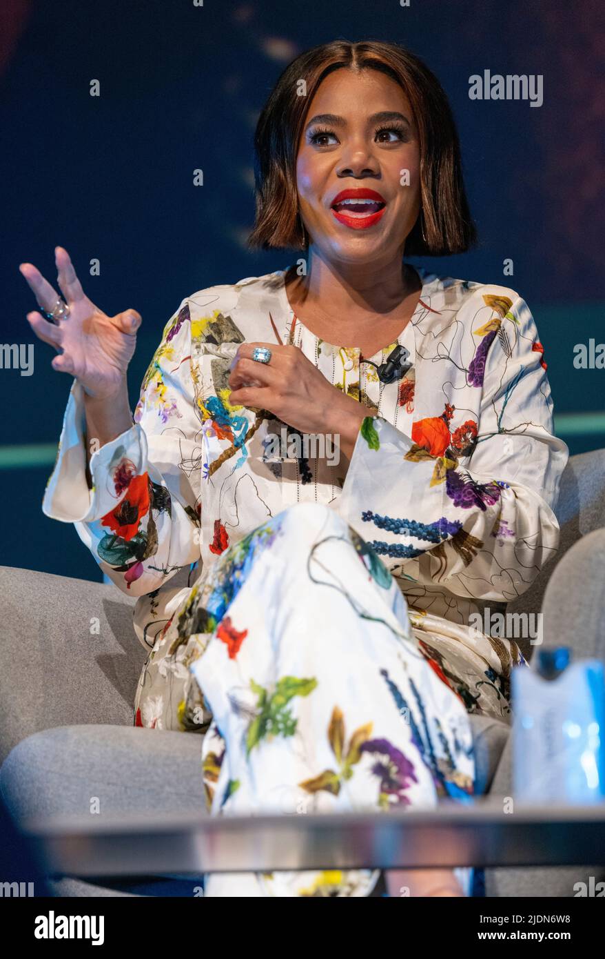 Yalangoch Regina Hall fotosurati Yalangoch Regina Hall fotosurati