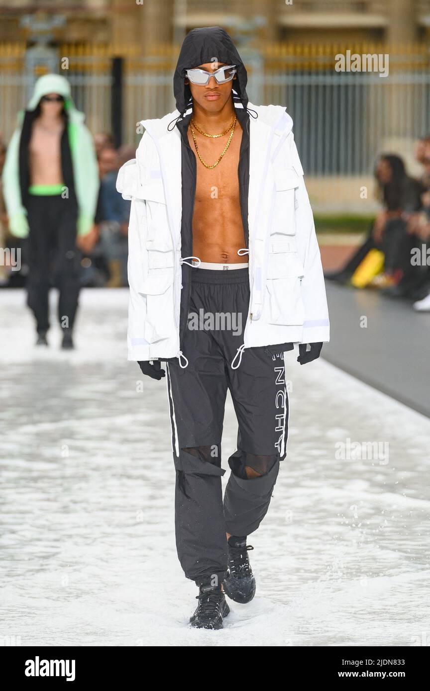 A model walks the runway during the Givenchy Menswear Spring Summer 2023  show as part of