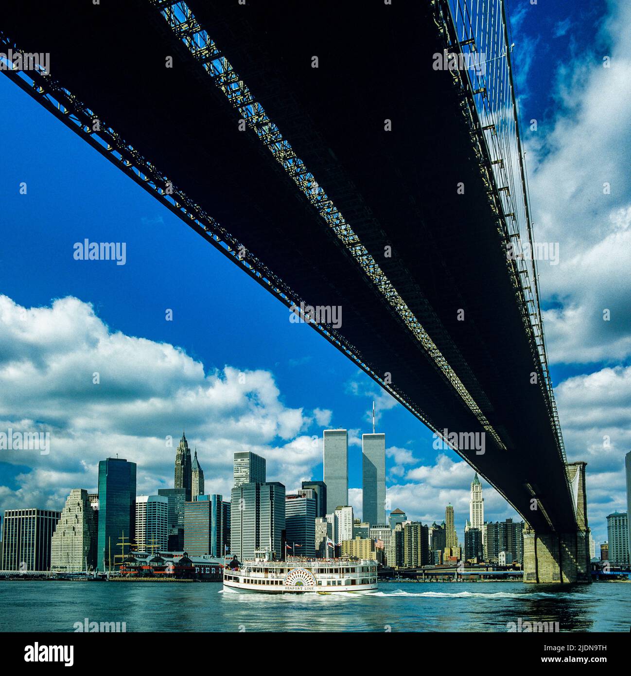 New York 1980s, Brooklyn bridge, East river, Andrew Fletcher paddle