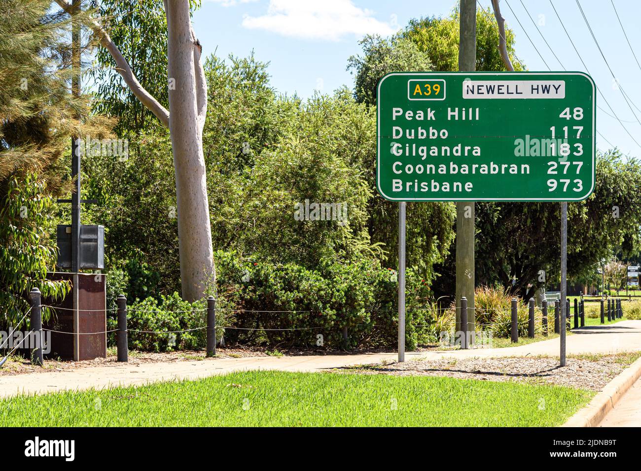A road sign for the A39 Newell Highway in Parkes, New South Wales Stock ...