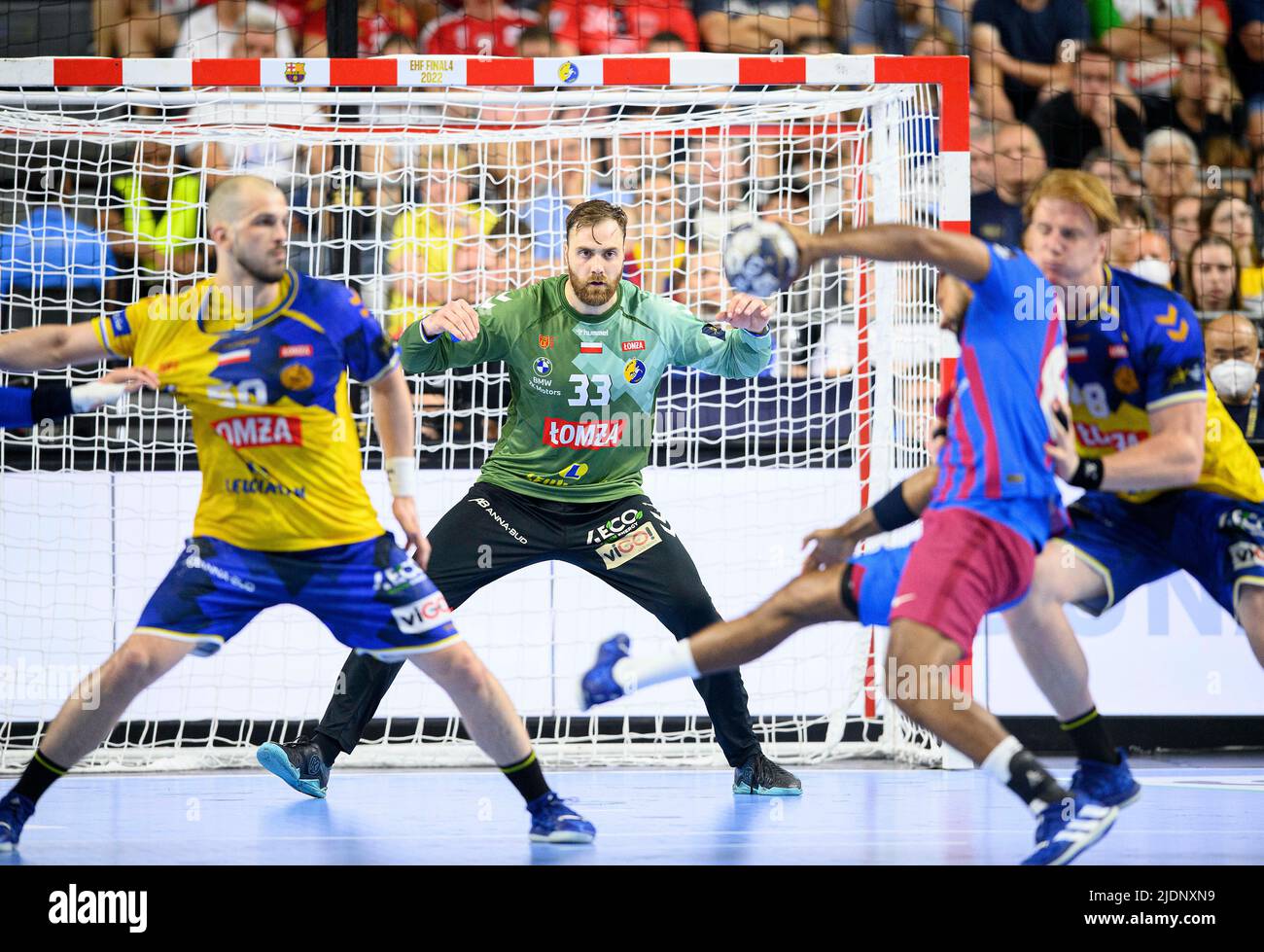 goalwart Andreas WOLFF (Kielce) action, concentration, game scene