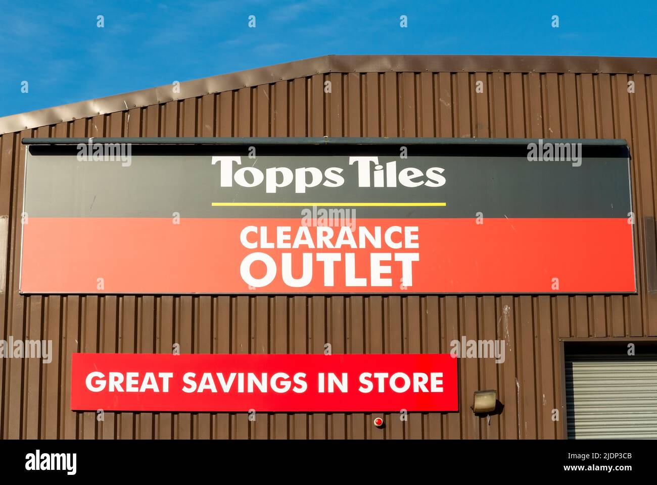 Topps Tiles for purchasing tiles for your home or business, Edinburgh