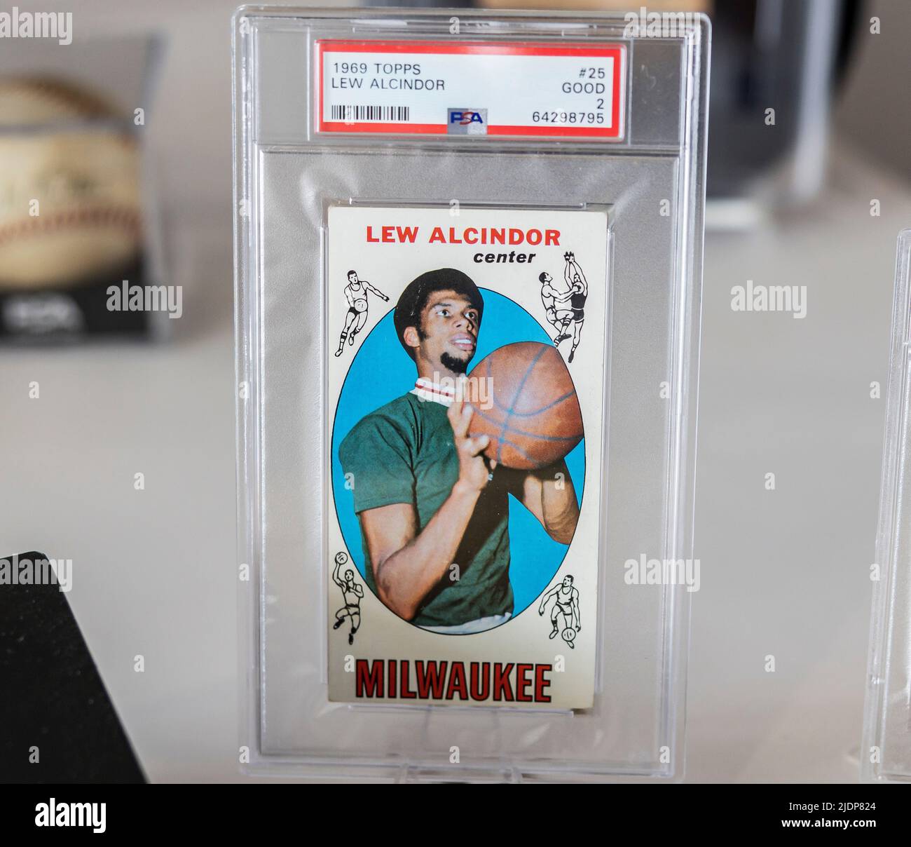 Lou Alcindor Hi res Stock Photography And Images Alamy lou-alcindor-hi-res-stock-photography-and-images-alamy