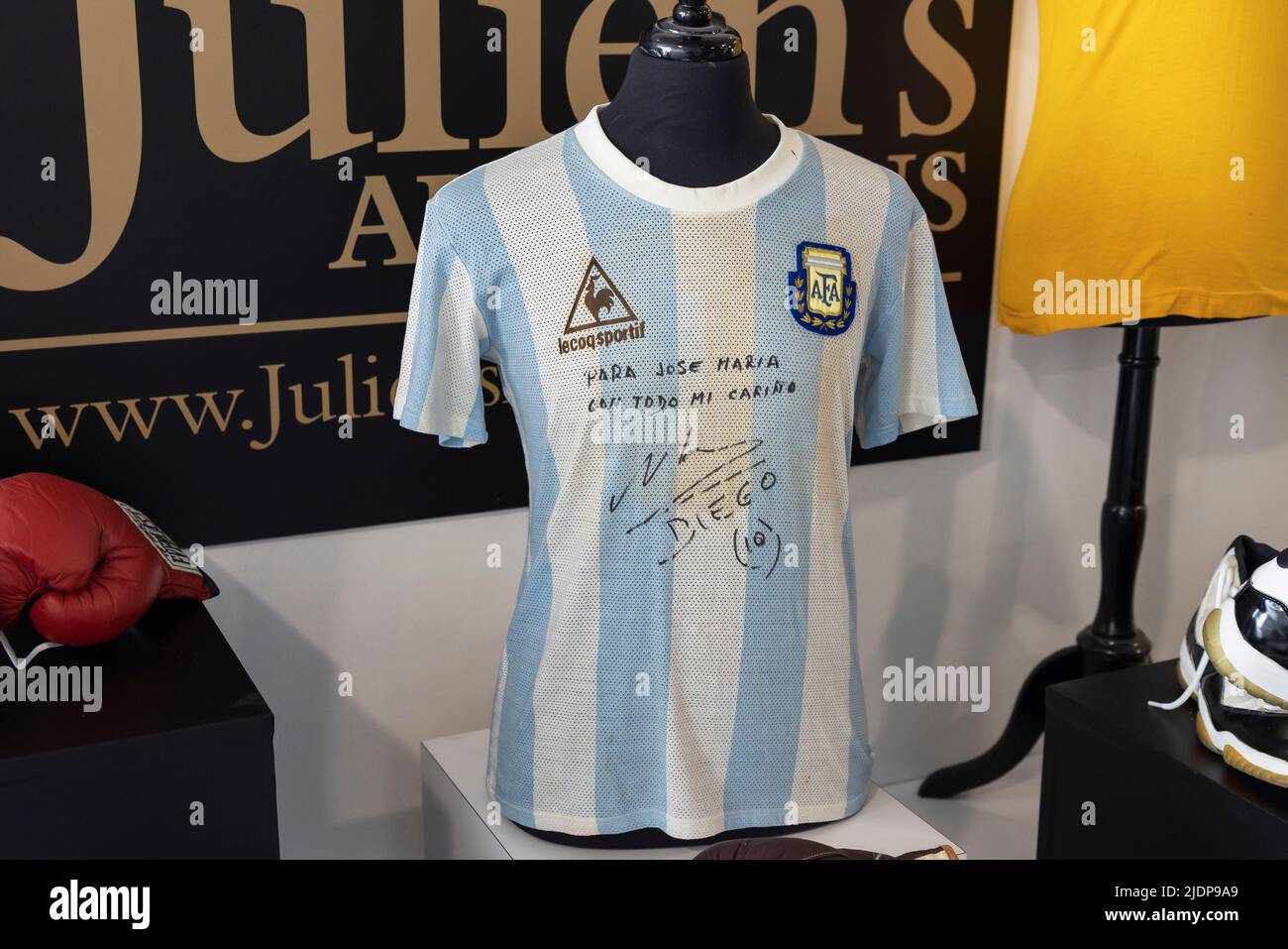 Le coq sportif 1985 queretaro cheap