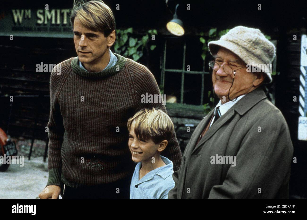 Jeremy Irons, Samuel Irons, Cyril Cusack Film Danny, The Champion Of
