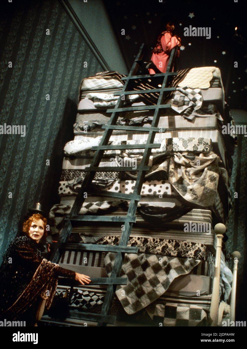 LIZA MINNELLI, FAERIE TALE THEATRE, 1984 Stock Photo