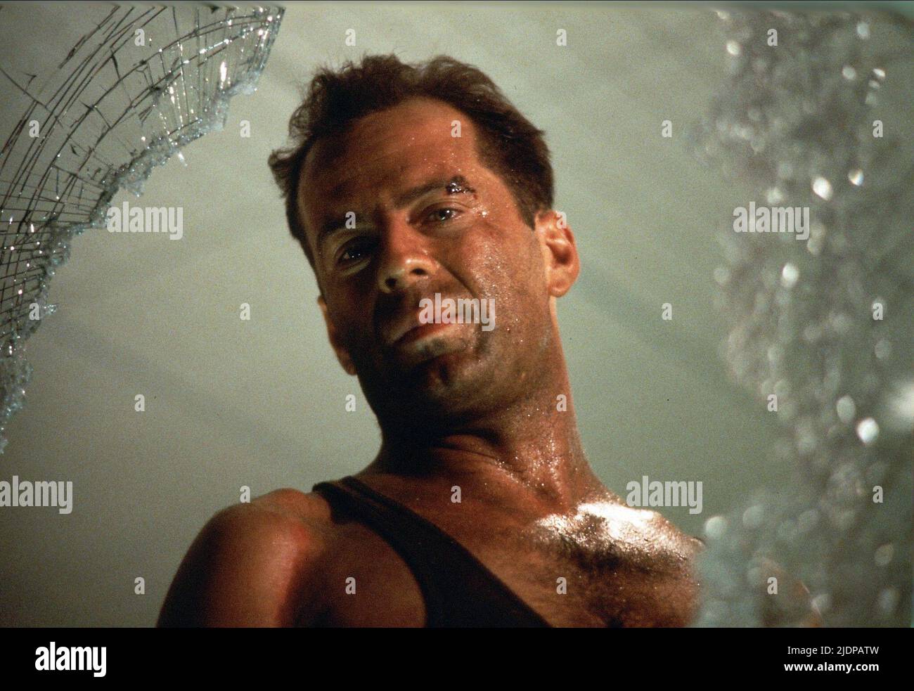 BRUCE WILLIS, DIE HARD, 1988 Stock Photo - Alamy