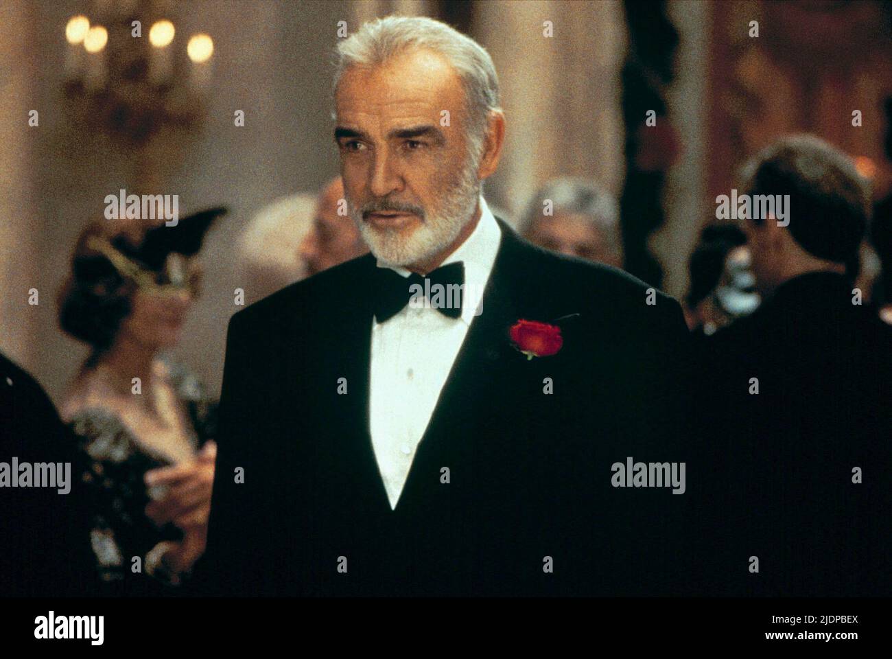 Entrapment 1999 sean connery hi-res stock photography and images - Alamy