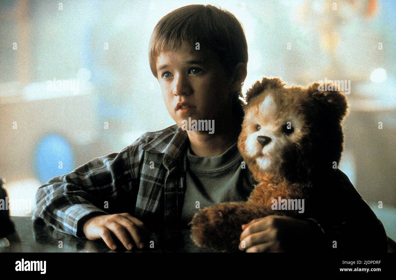 HALEY JOEL OSMENT, A.I. ARTIFICIAL INTELLIGENCE, 2001 Stock Photo - Alamy