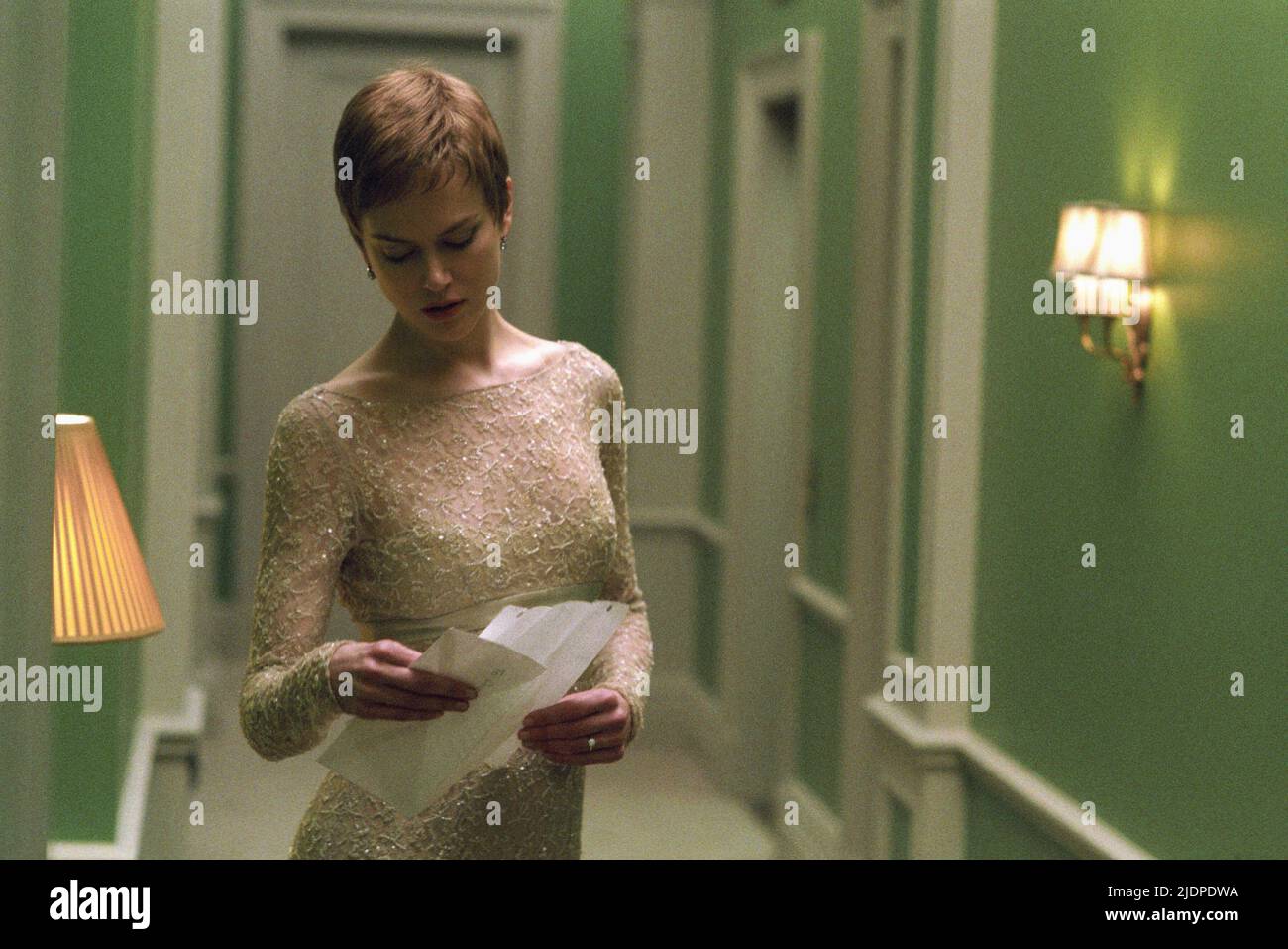 NICOLE KIDMAN, BIRTH, 2004 Stock Photo - Alamy