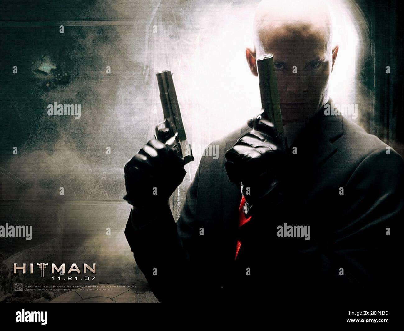 TIMOTHY OLYPHANT POSTER, HITMAN, 2007, Stock Photo