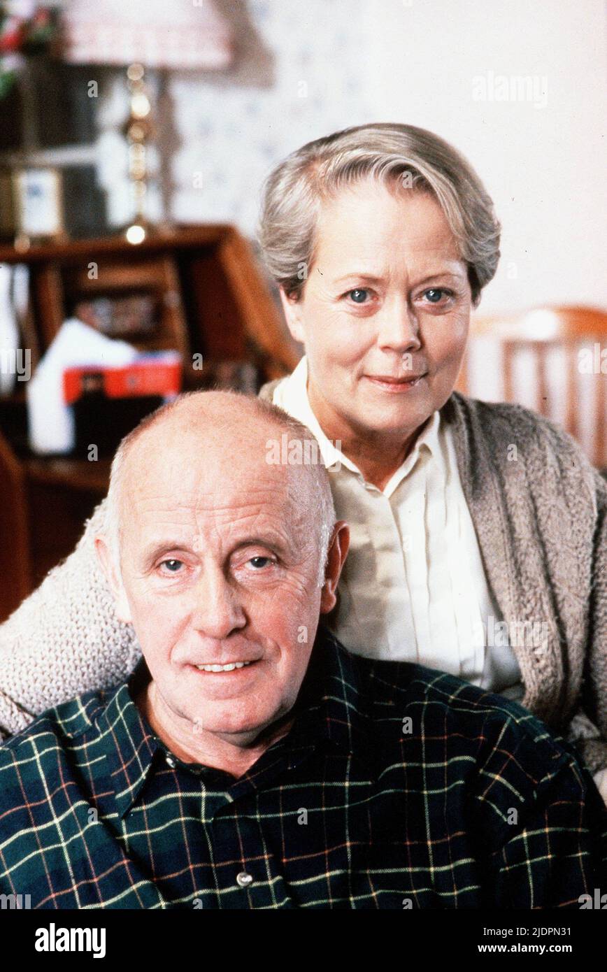 CROSBIE,WILSON, ONE FOOT IN THE GRAVE, 1990 Stock Photo