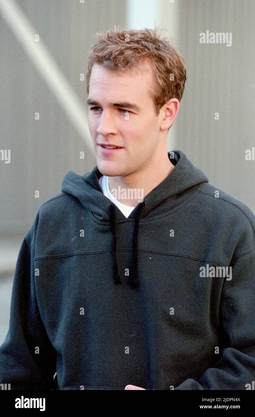 Dawson's creek 1998 james van der beek hires stock photography and(02)