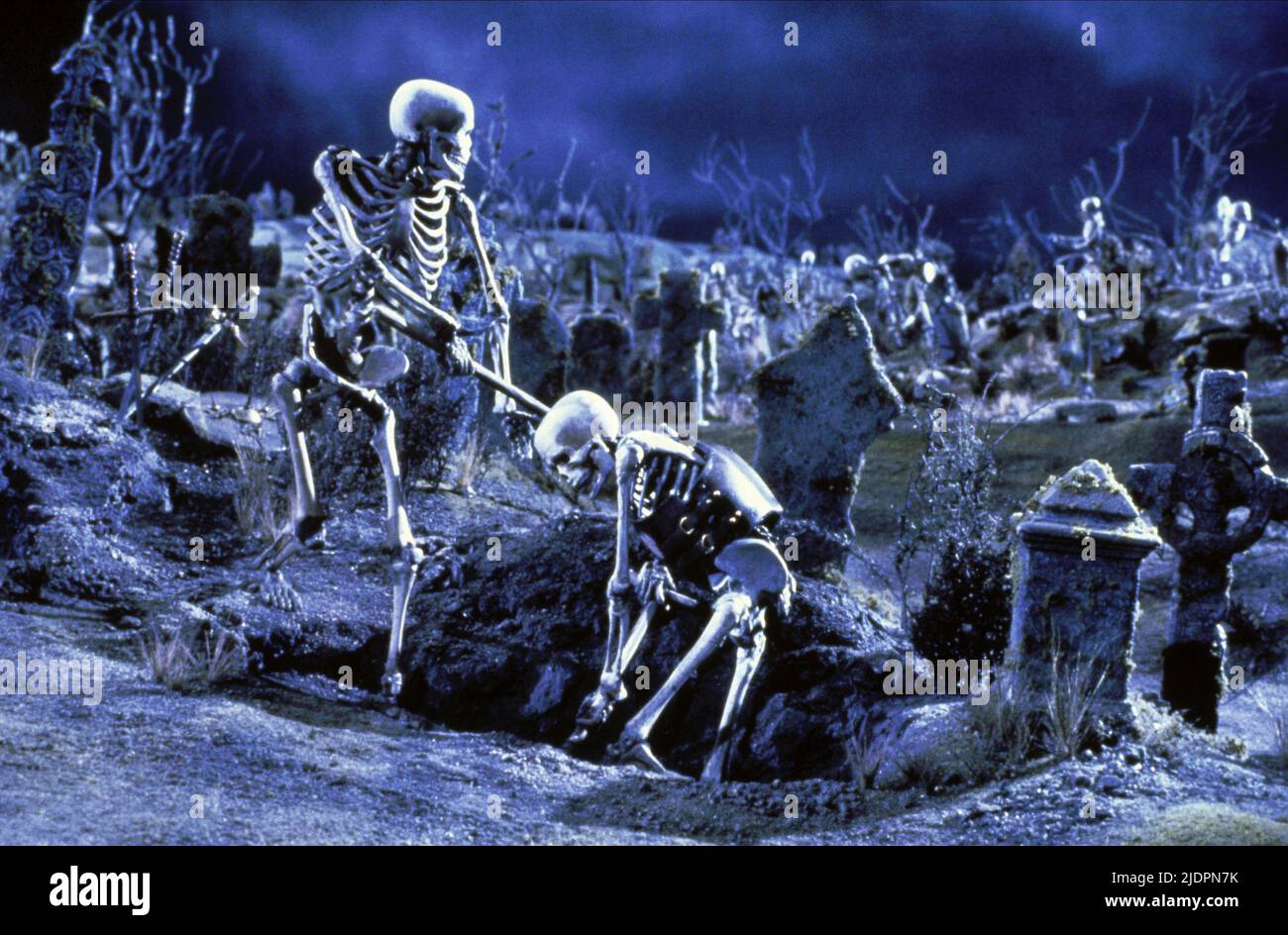 GRAVE DIGGING SKELETONS, ARMY OF DARKNESS, 1992 Stock Photo
