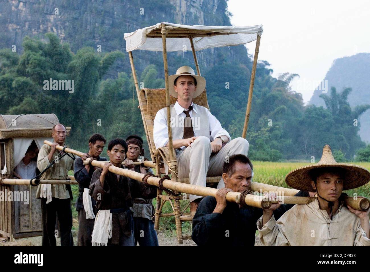 EDWARD NORTON, THE PAINTED VEIL, 2006 Stock Photo Alamy