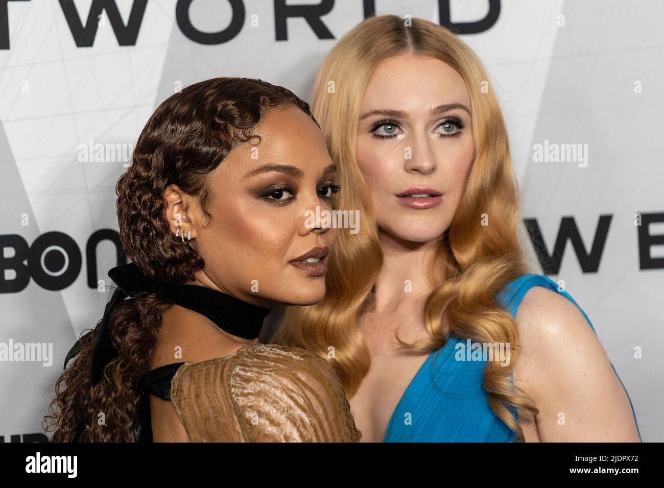 Evan rachel wood wearing dress hi-res stock photography and images - Alamy